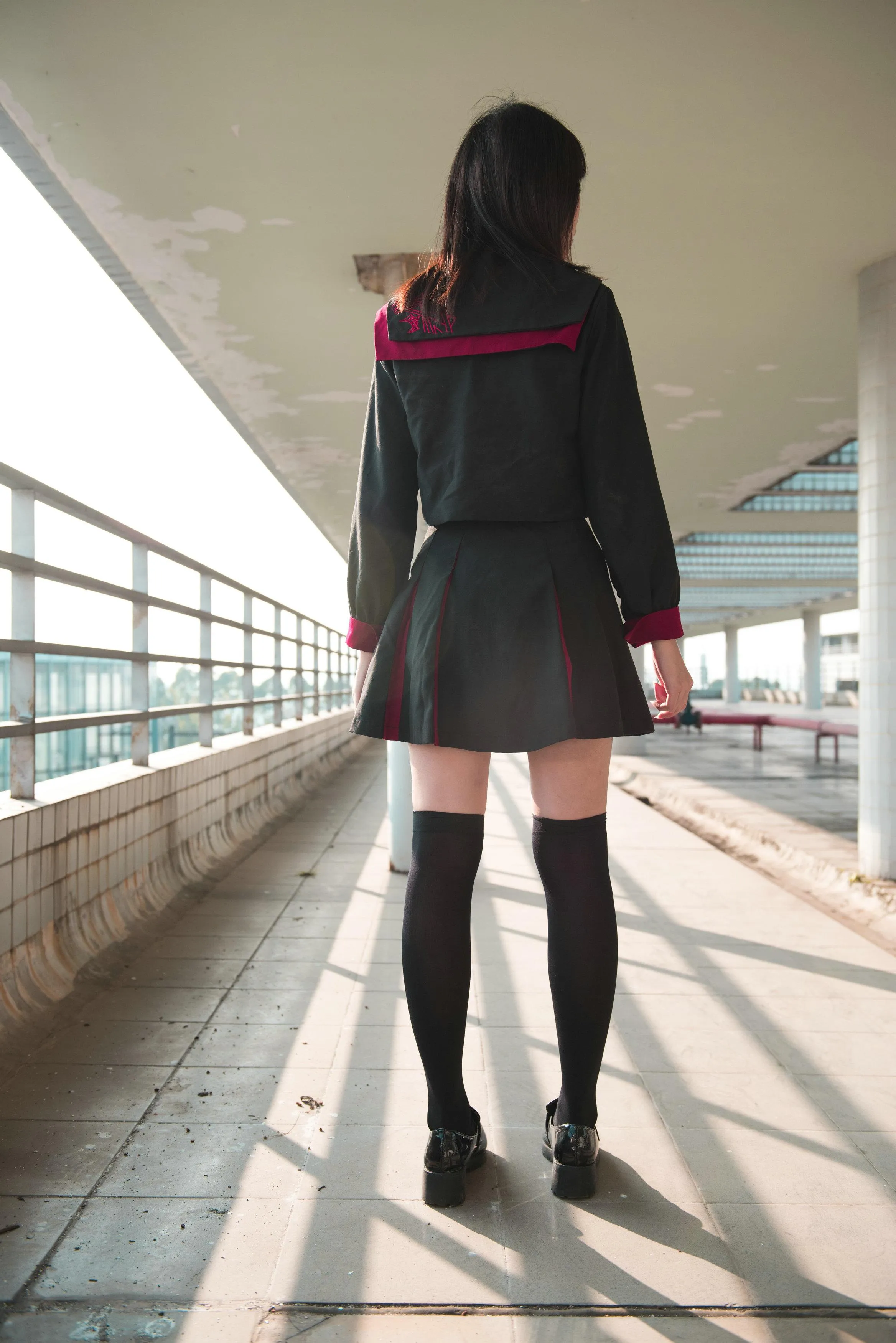 [魔镜街拍] NO.141 活力美术生JK美少女 [288P]插图1